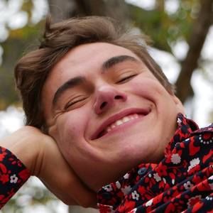 Meet your Posher, Evan